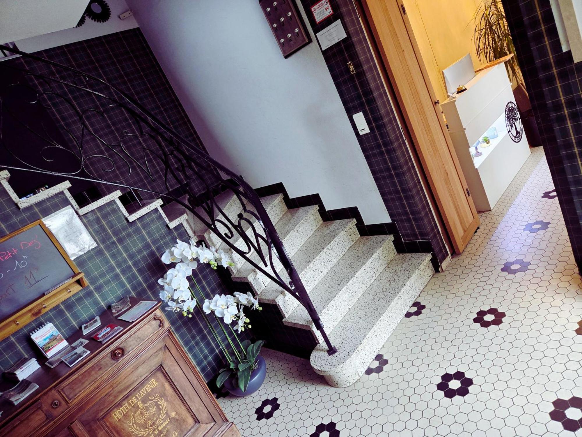 Hotel Le Smile Saint-Vincent-Sterlanges Экстерьер фото